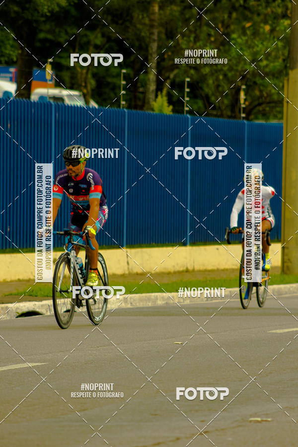 Achetez vos photos de l'vnement GP de ciclismo 120K sur Fotop