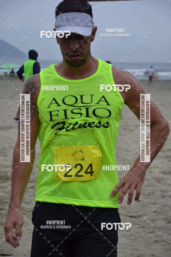 Buy your photos of the event2 ICE RUN 6K on Fotop