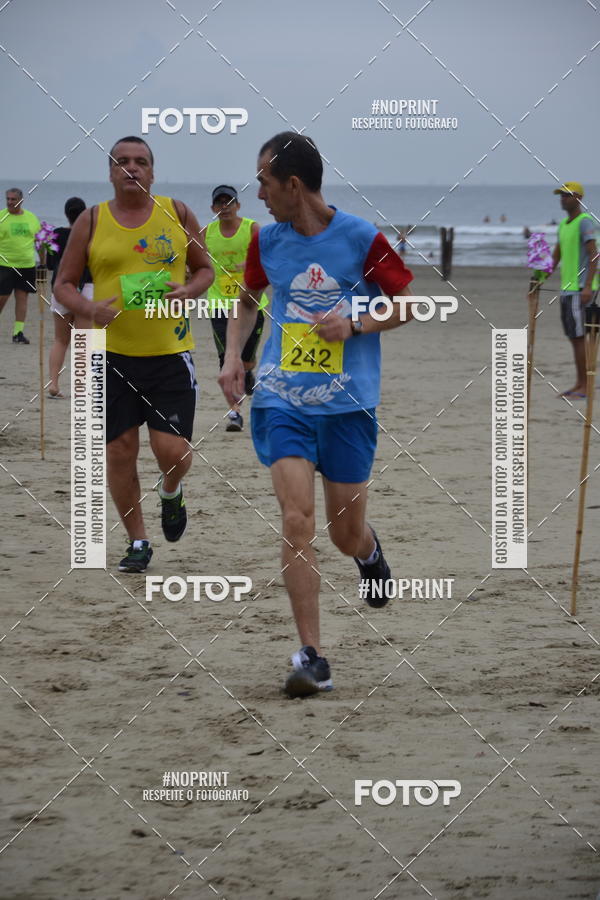 Buy your photos of the event2 ICE RUN 6K on Fotop