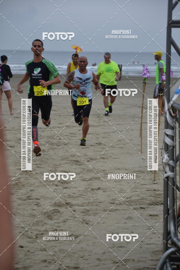 Buy your photos of the event2 ICE RUN 6K on Fotop