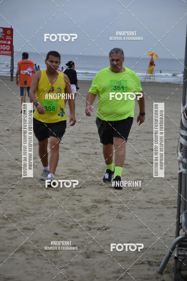 Buy your photos of the event2 ICE RUN 6K on Fotop