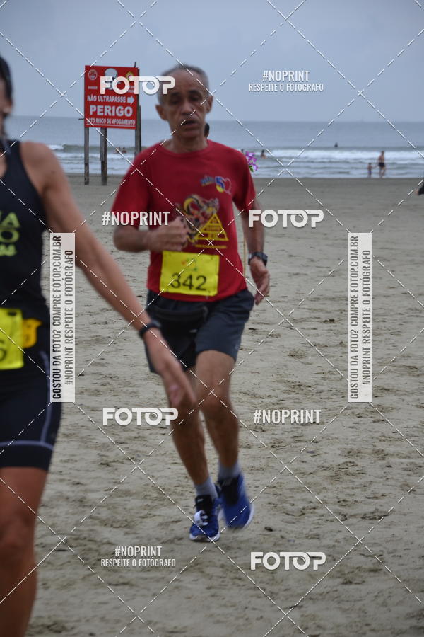 Buy your photos of the event2 ICE RUN 6K on Fotop