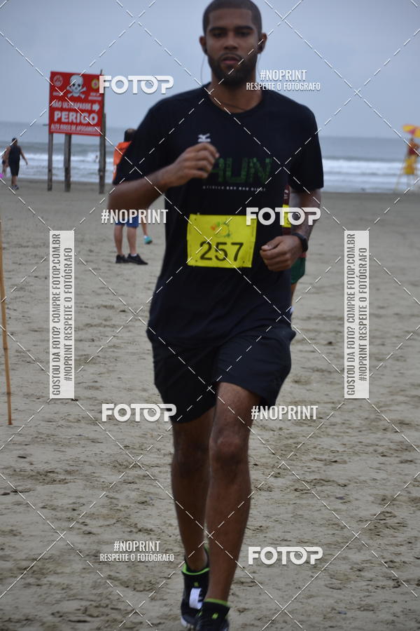 Buy your photos of the event2 ICE RUN 6K on Fotop