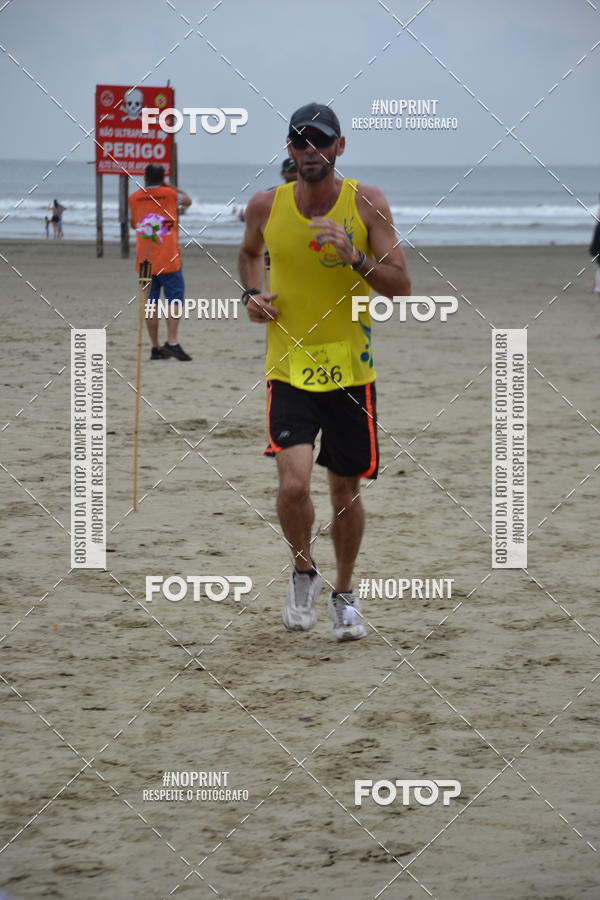 Buy your photos of the event2 ICE RUN 6K on Fotop