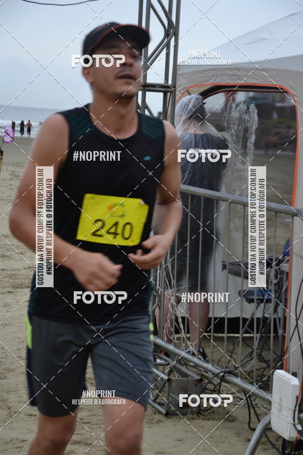 Buy your photos of the event2 ICE RUN 6K on Fotop