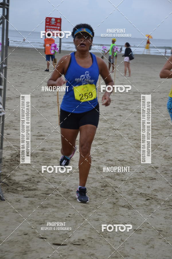 Buy your photos of the event2 ICE RUN 6K on Fotop