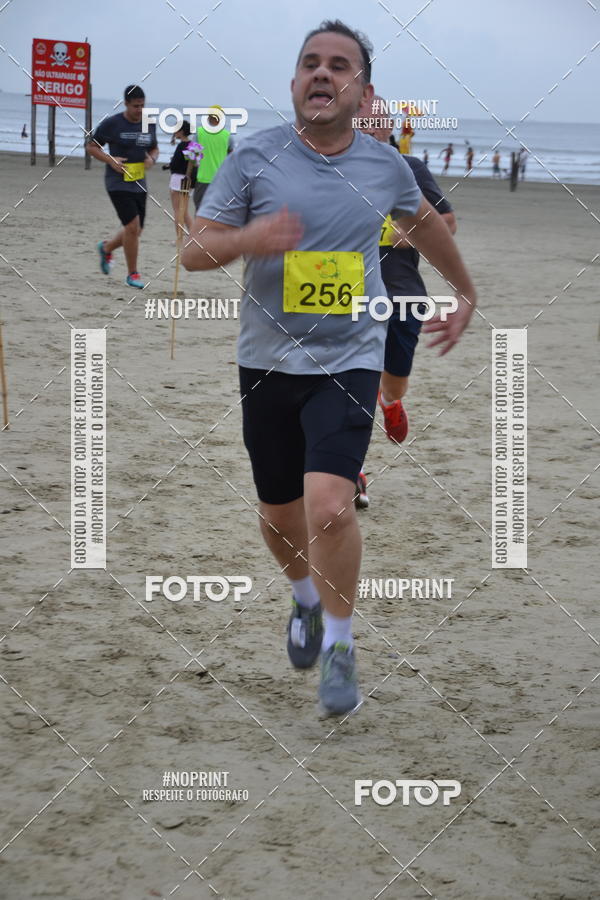 Buy your photos of the event2 ICE RUN 6K on Fotop