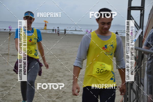 Buy your photos of the event2 ICE RUN 6K on Fotop