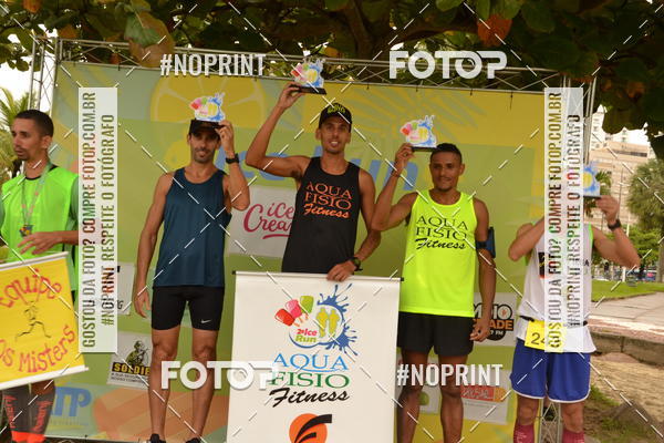Buy your photos of the event2 ICE RUN 6K on Fotop