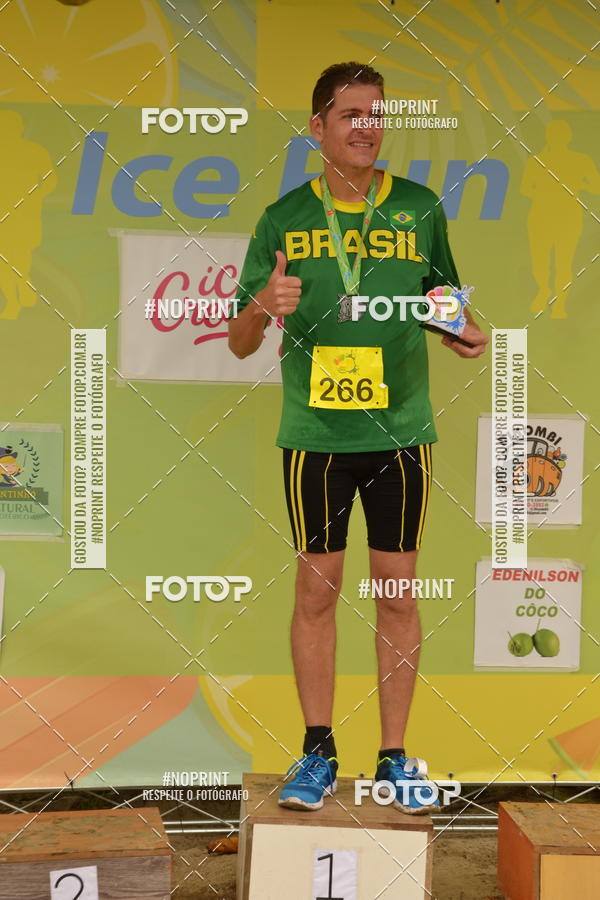Buy your photos of the event2 ICE RUN 6K on Fotop