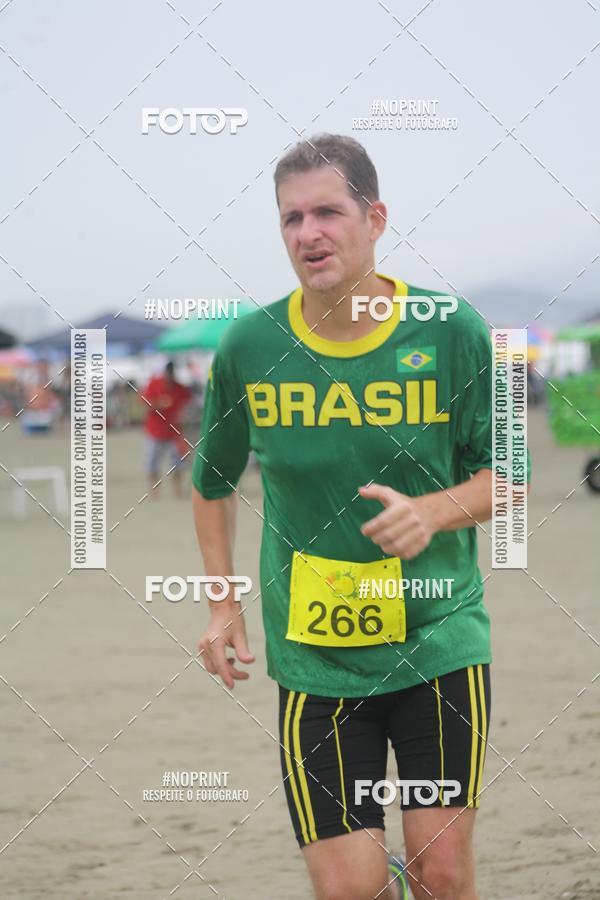 Buy your photos of the event2 ICE RUN 6K on Fotop
