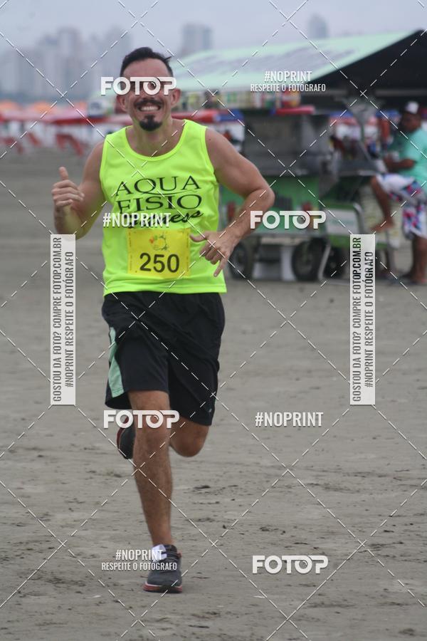 Buy your photos of the event2 ICE RUN 6K on Fotop