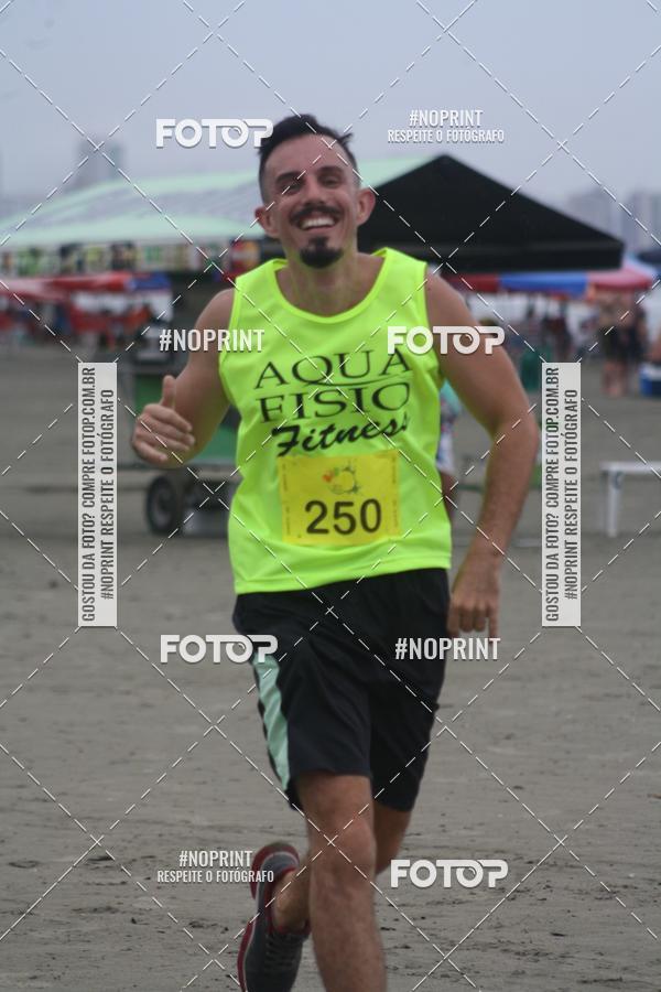 Buy your photos of the event2 ICE RUN 6K on Fotop