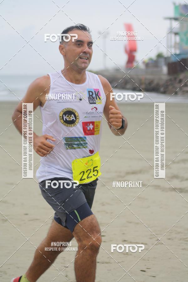 Buy your photos of the event2 ICE RUN 6K on Fotop