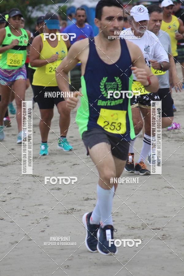 Buy your photos of the event2 ICE RUN 6K on Fotop