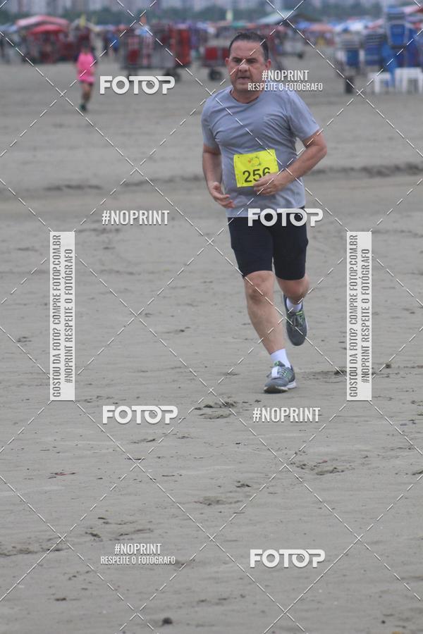 Buy your photos of the event2 ICE RUN 6K on Fotop