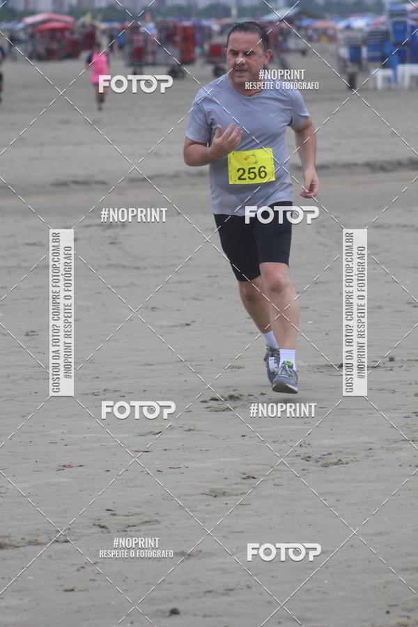 Buy your photos of the event2 ICE RUN 6K on Fotop