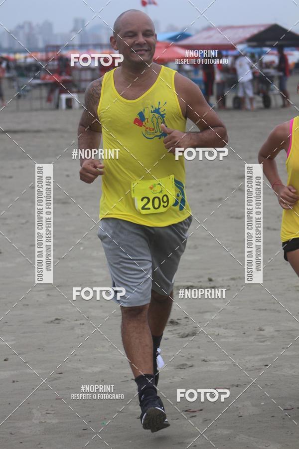 Buy your photos of the event2 ICE RUN 6K on Fotop