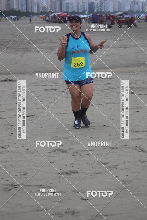 Buy your photos of the event2 ICE RUN 6K on Fotop