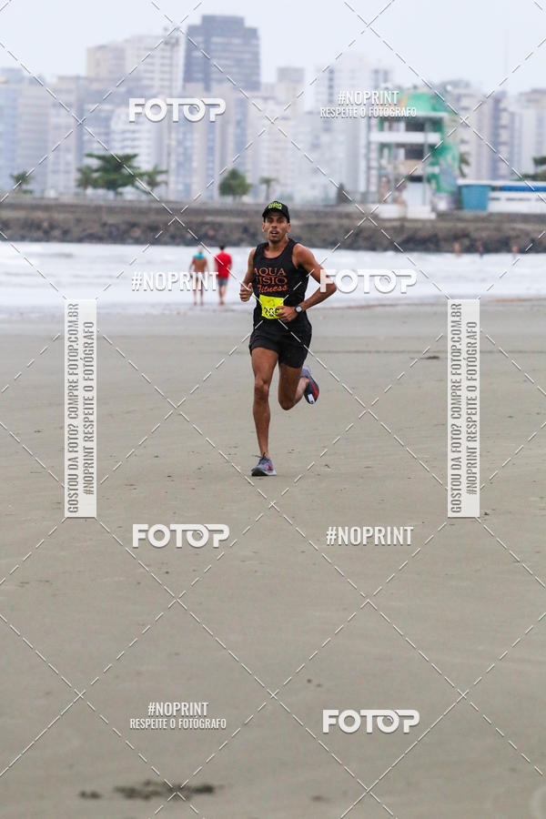 Buy your photos of the event2 ICE RUN 6K on Fotop