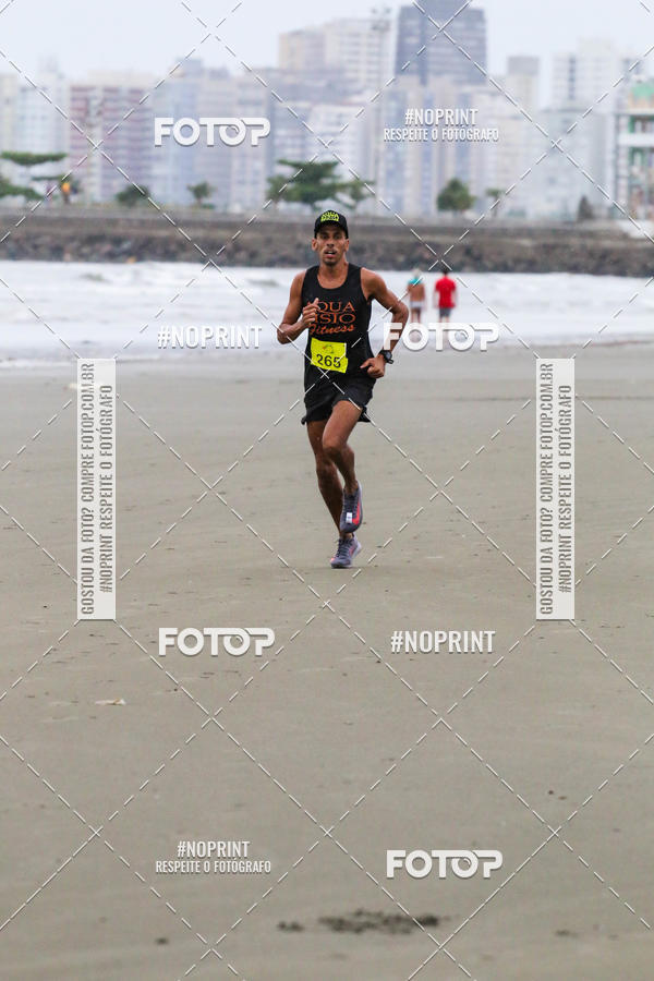 Buy your photos of the event2 ICE RUN 6K on Fotop
