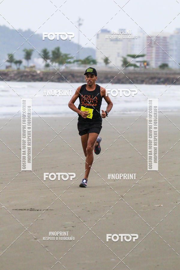 Buy your photos of the event2 ICE RUN 6K on Fotop