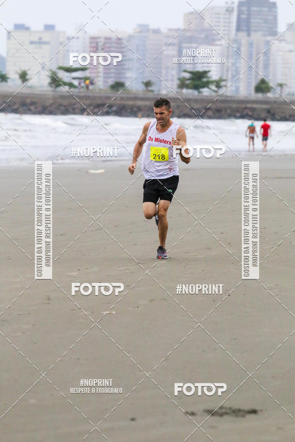Buy your photos of the event2 ICE RUN 6K on Fotop