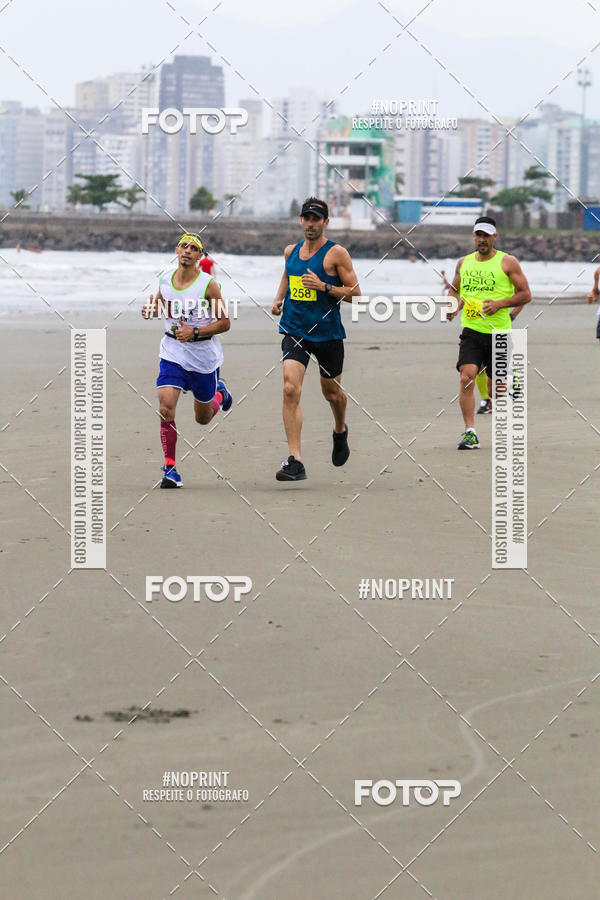 Buy your photos of the event2 ICE RUN 6K on Fotop
