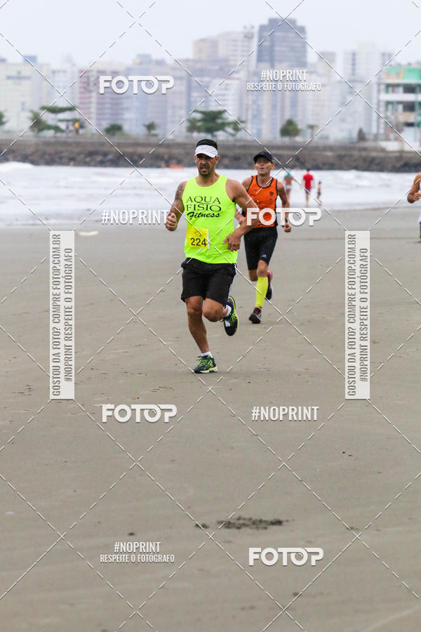 Buy your photos of the event2 ICE RUN 6K on Fotop