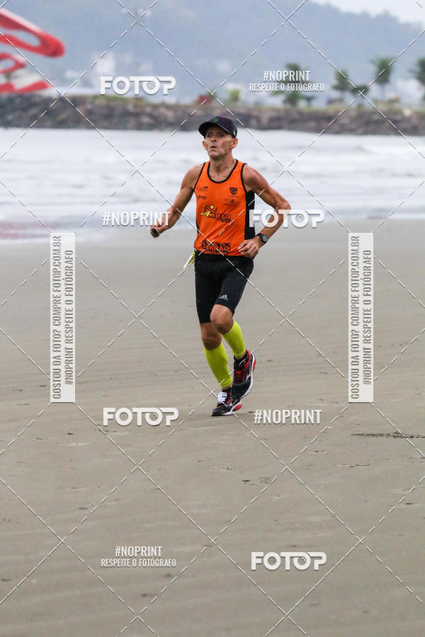 Buy your photos of the event2 ICE RUN 6K on Fotop