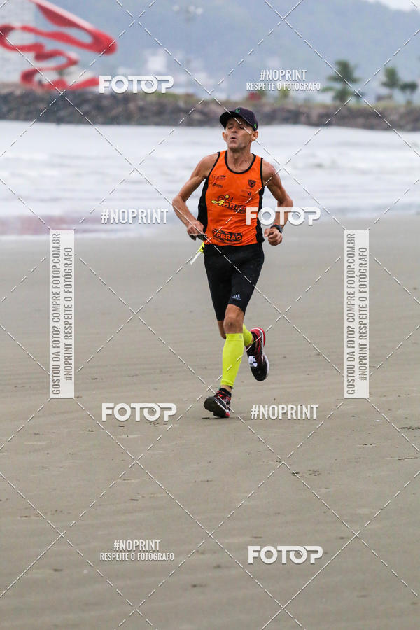 Buy your photos of the event2 ICE RUN 6K on Fotop