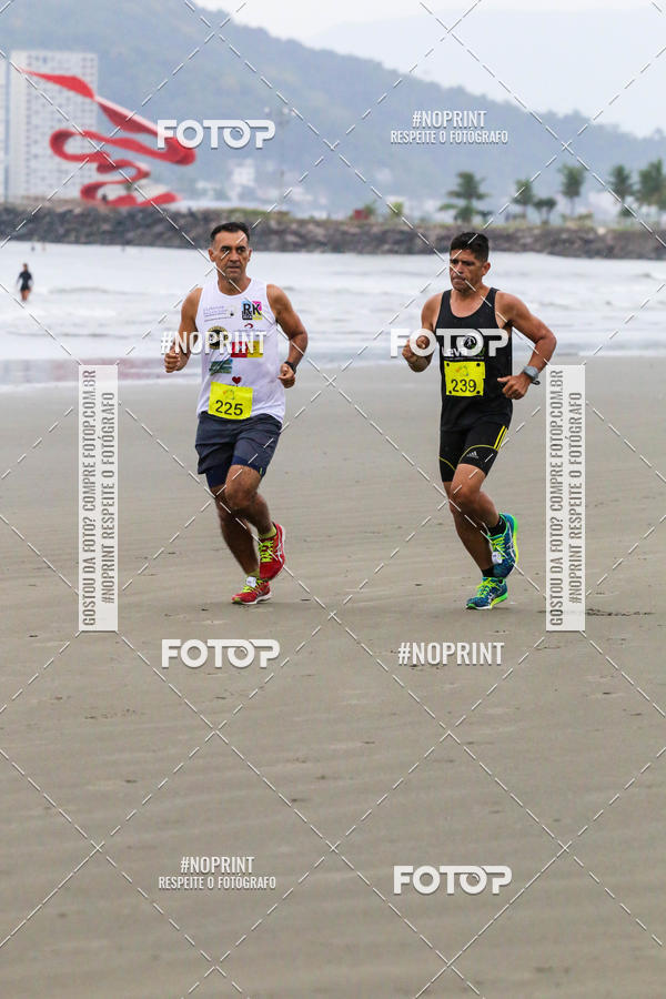 Buy your photos of the event2 ICE RUN 6K on Fotop