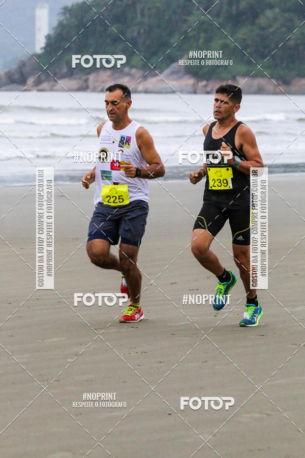 Buy your photos of the event2 ICE RUN 6K on Fotop