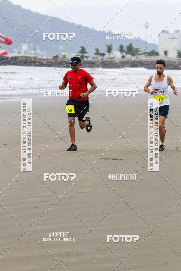 Buy your photos of the event2 ICE RUN 6K on Fotop