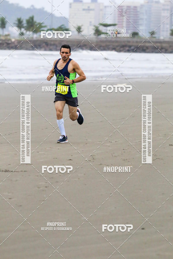 Buy your photos of the event2 ICE RUN 6K on Fotop