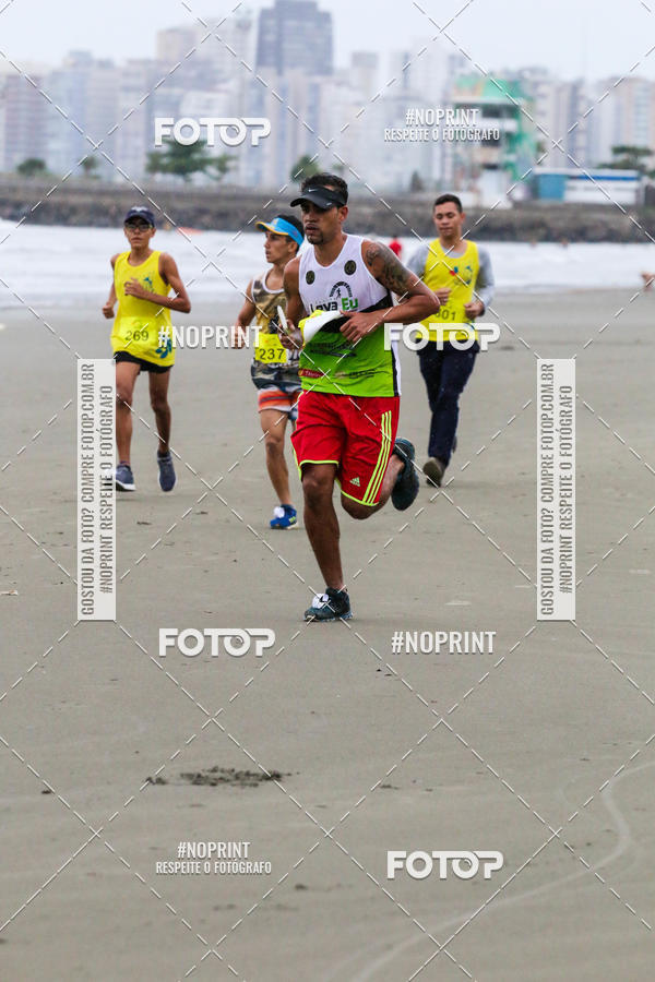Buy your photos of the event2 ICE RUN 6K on Fotop