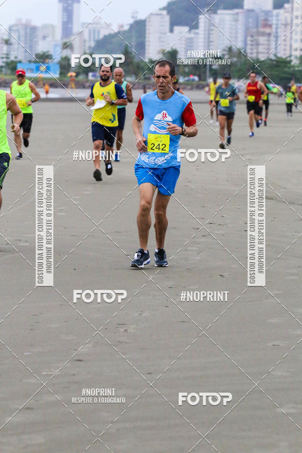 Buy your photos of the event2 ICE RUN 6K on Fotop