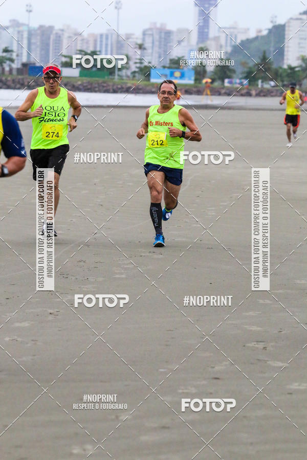 Buy your photos of the event2 ICE RUN 6K on Fotop