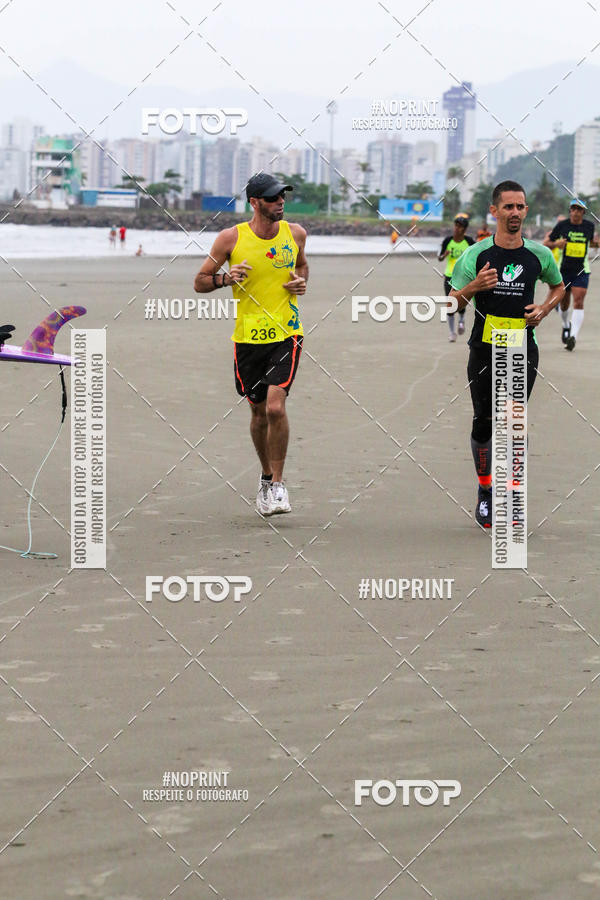 Buy your photos of the event2 ICE RUN 6K on Fotop