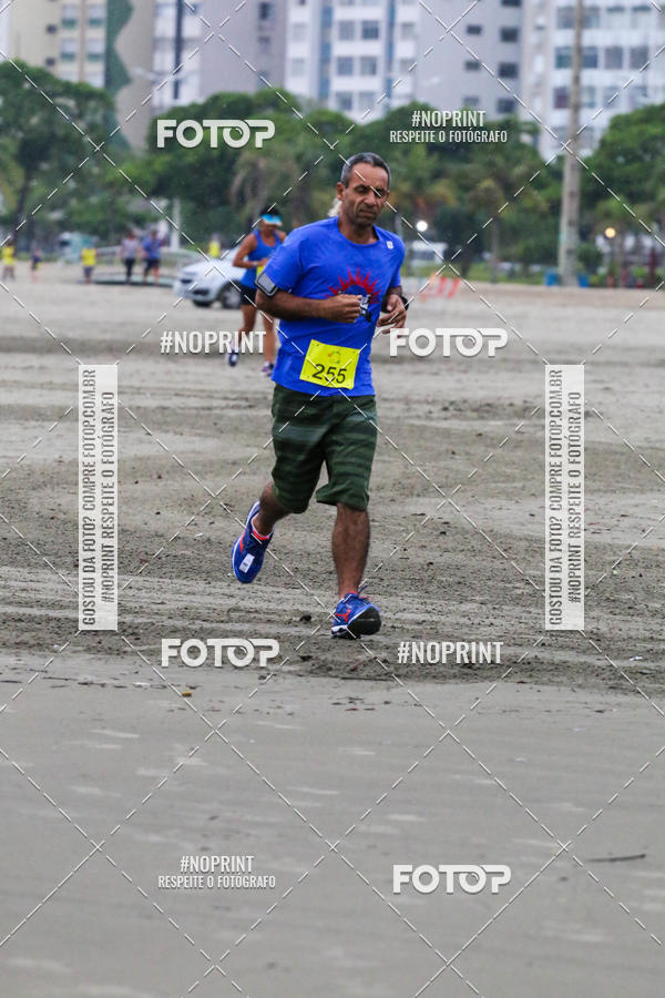 Buy your photos of the event2 ICE RUN 6K on Fotop