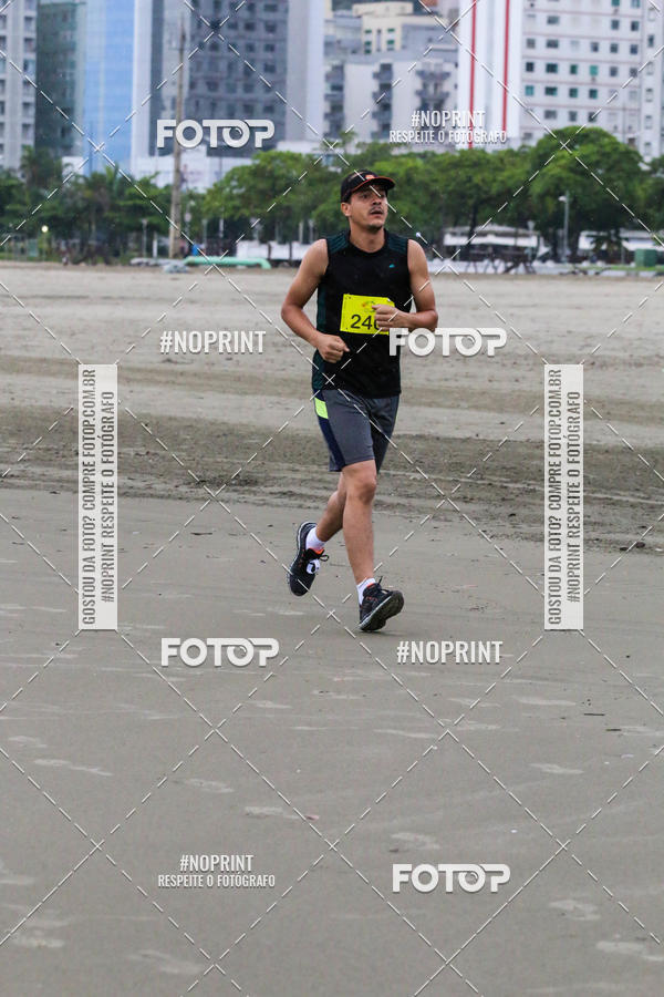 Buy your photos of the event2 ICE RUN 6K on Fotop