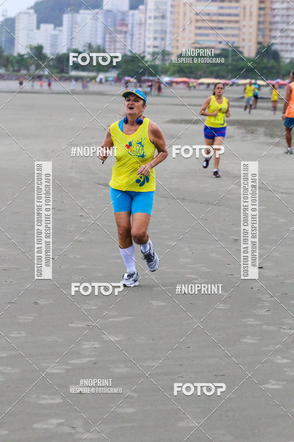 Buy your photos of the event2 ICE RUN 6K on Fotop