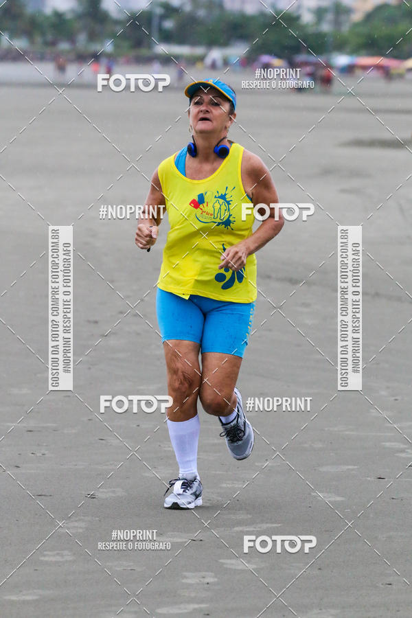 Buy your photos of the event2 ICE RUN 6K on Fotop
