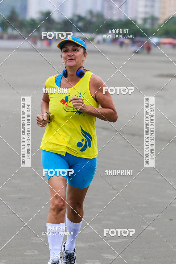 Buy your photos of the event2 ICE RUN 6K on Fotop