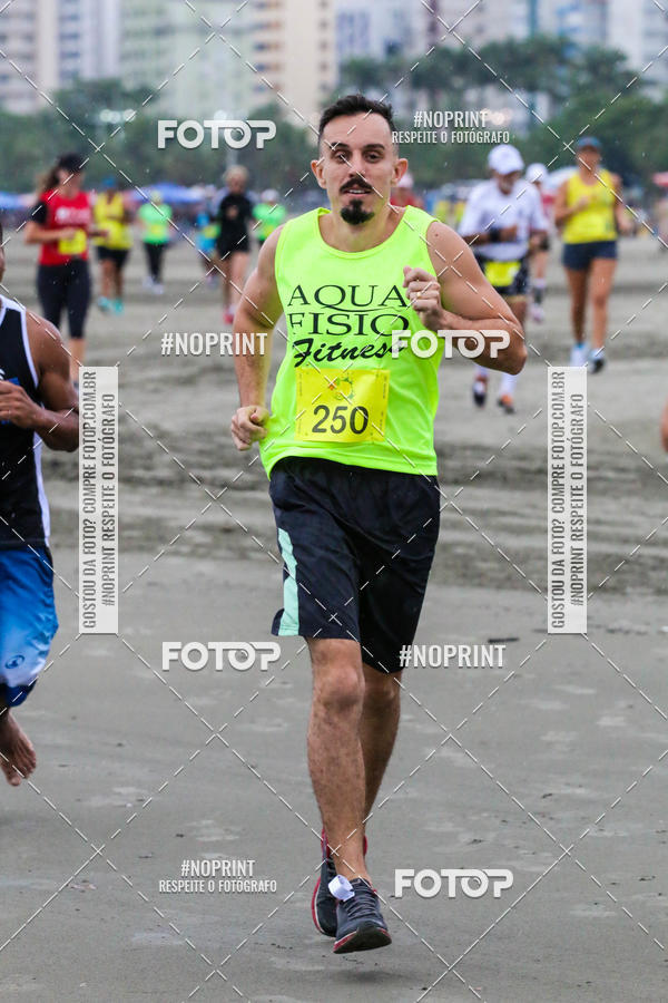Buy your photos of the event2 ICE RUN 6K on Fotop