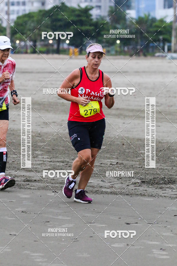 Buy your photos of the event2 ICE RUN 6K on Fotop