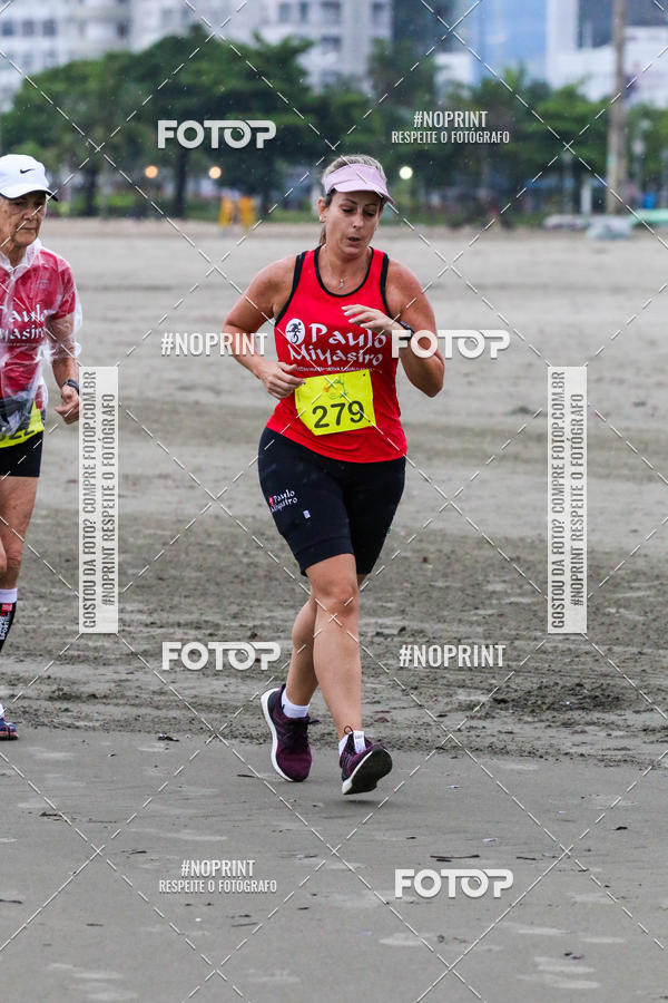 Buy your photos of the event2 ICE RUN 6K on Fotop