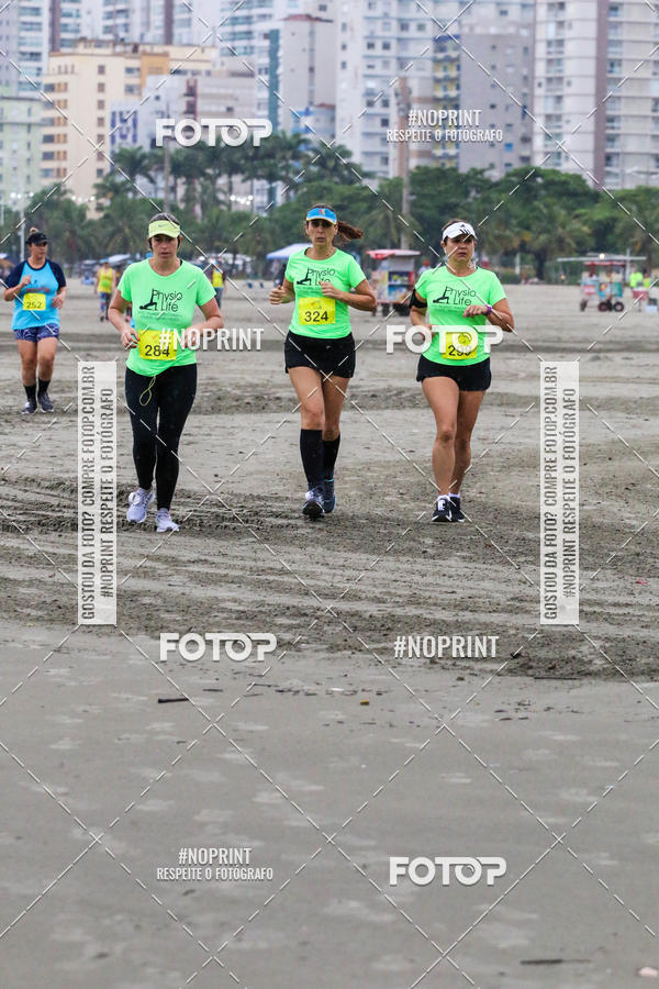 Buy your photos of the event2 ICE RUN 6K on Fotop