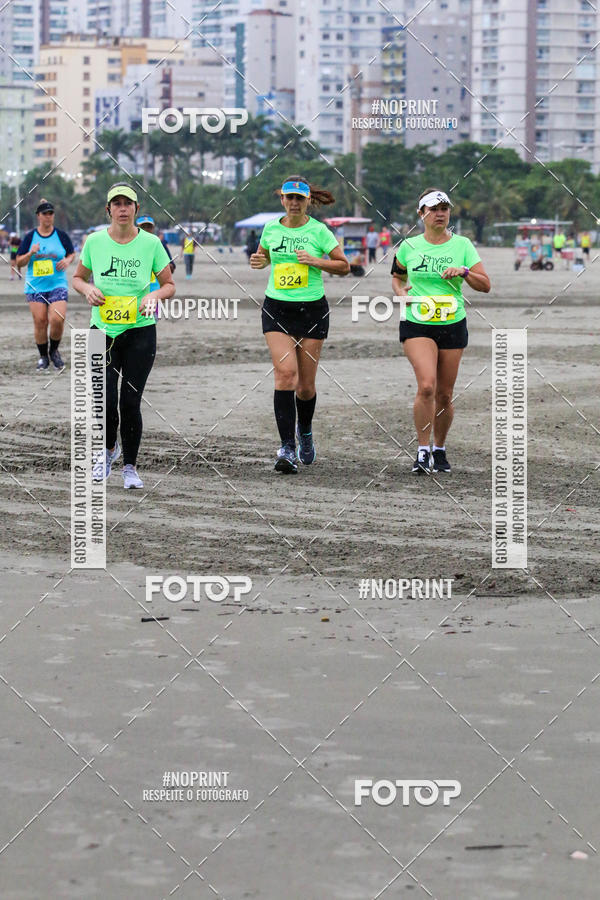 Buy your photos of the event2 ICE RUN 6K on Fotop