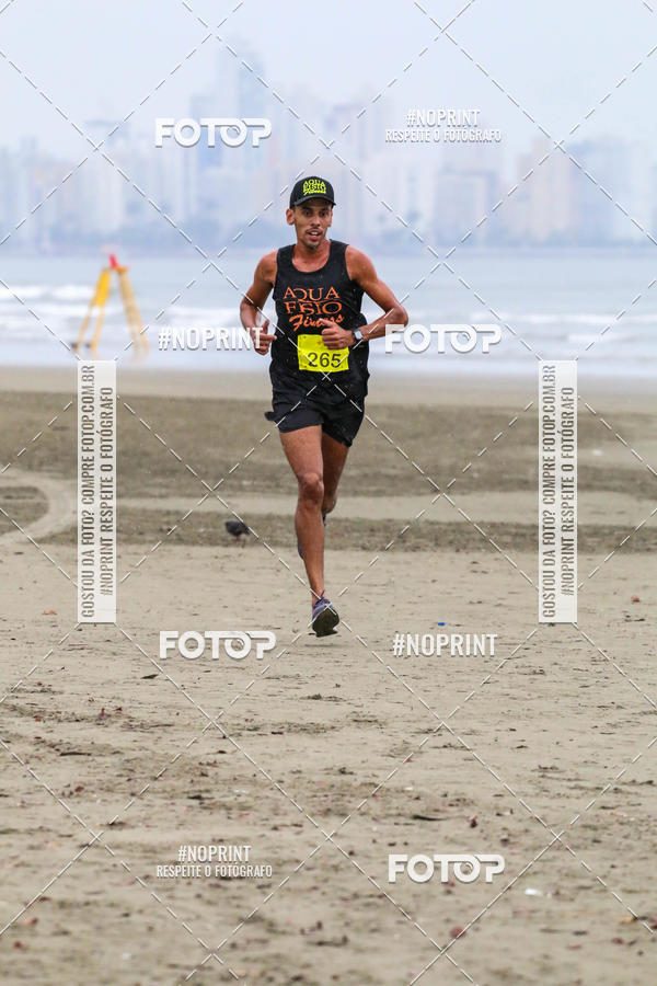 Buy your photos of the event2 ICE RUN 6K on Fotop
